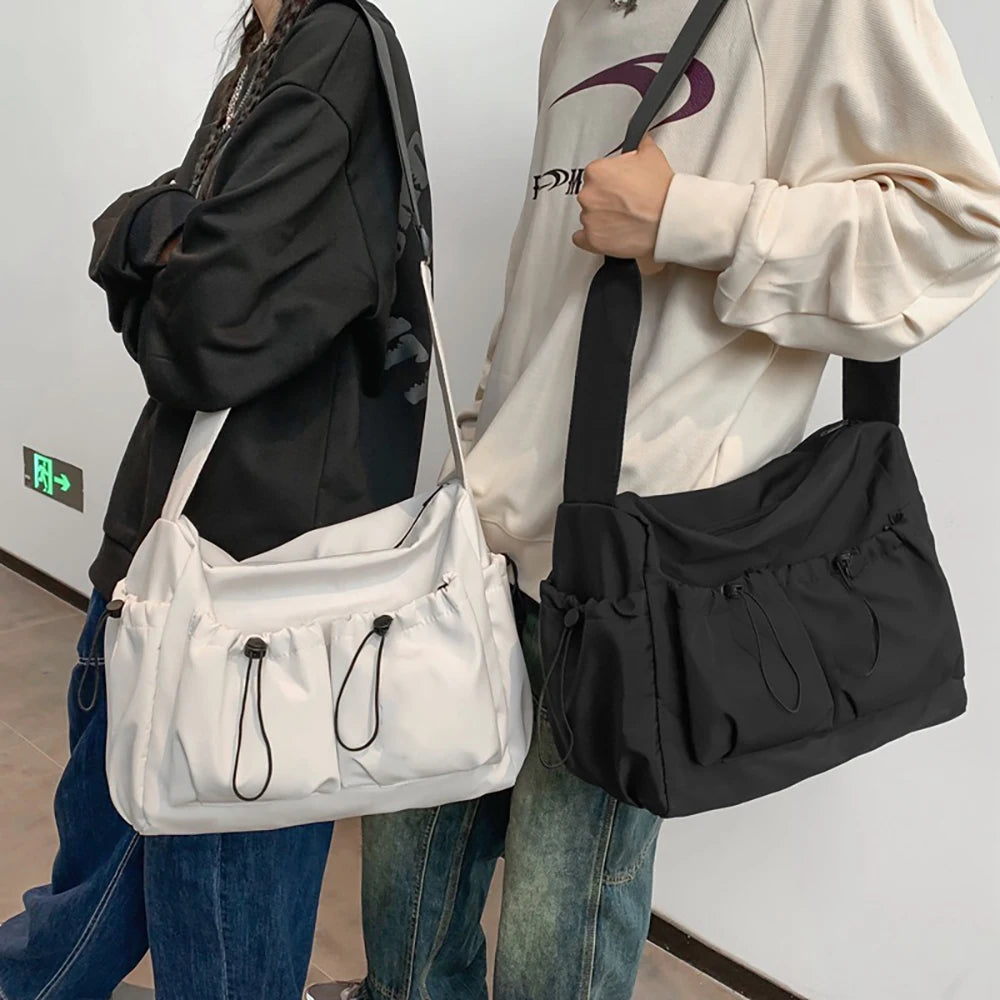 Drawstring crossbody bag, large capacity shoulder bag, fashion zipper bag, men's and women's universal, applicable to school